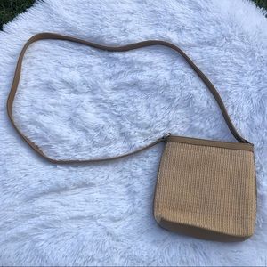 Fossil straw / basket weave crossbody purse
